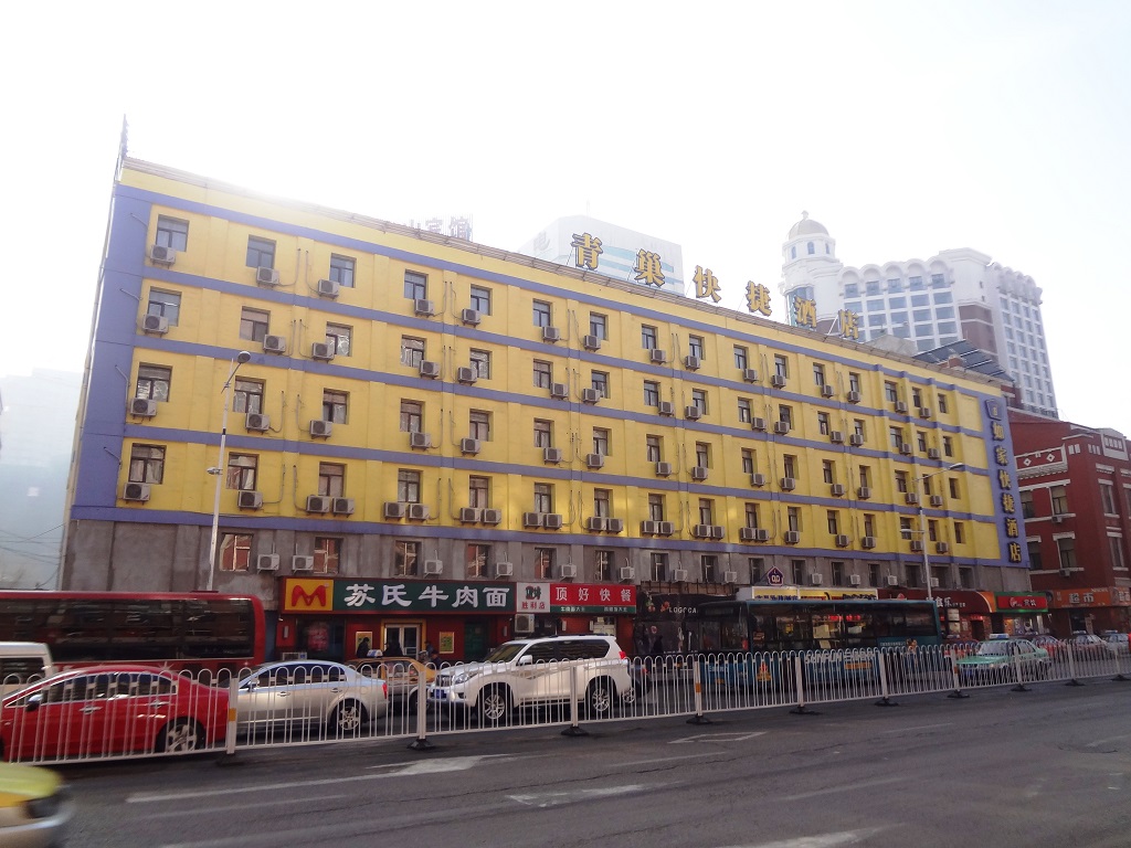 青巢快捷酒店格力分体空调安装案例